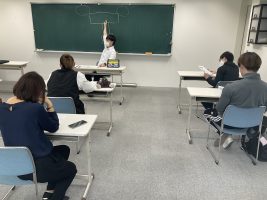 イメージ：【柔道整復師科＆鍼灸師科】学生＆教員学園祭会議