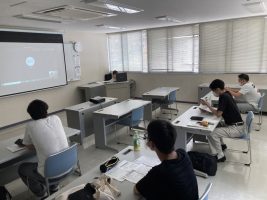 イメージ：【社会福祉メディカルソーシャル科】卒業生対象国家試験対策の様子