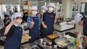 イメージ：【介護福祉科】学園祭準備！たこ焼き焼いたよ～☆