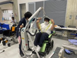 イメージ：【介護福祉科】「福祉用具展示会2024 in えひめ」に参加しました！