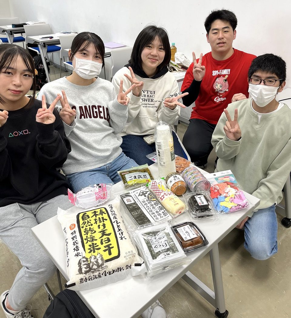 イメージ:【介護福祉科】授業の様子-2年生-