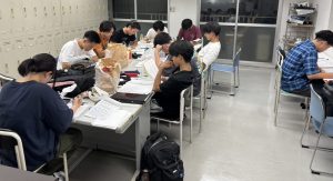 イメージ：【柔道整復師科・鍼灸師科】テスト勉強がんばってます！