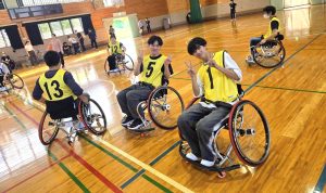 イメージ:【介護福祉科】1年生、障がいスポーツにチャレンジ!!🏀
