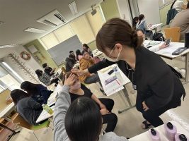 イメージ：【介護福祉科】介護美容✨