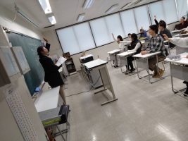 イメージ：【こども未来科】パンフレット撮影📸